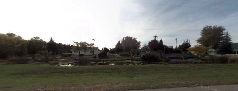 Clown Town - 2008 Street View (newer photo)